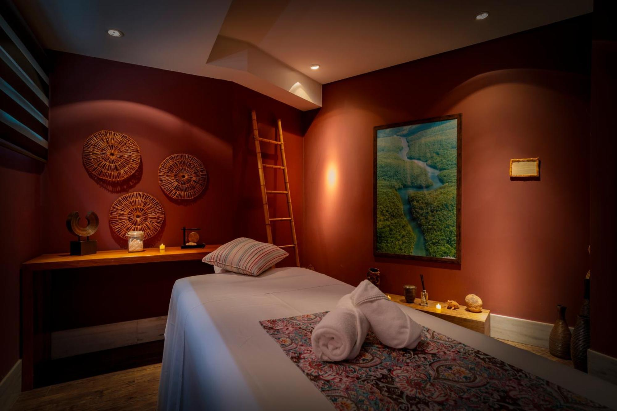 Bourbon Thermas Eco Resort Cataratas Do Iguacu Foz do Iguacu Exterior photo A treatment room at the spa