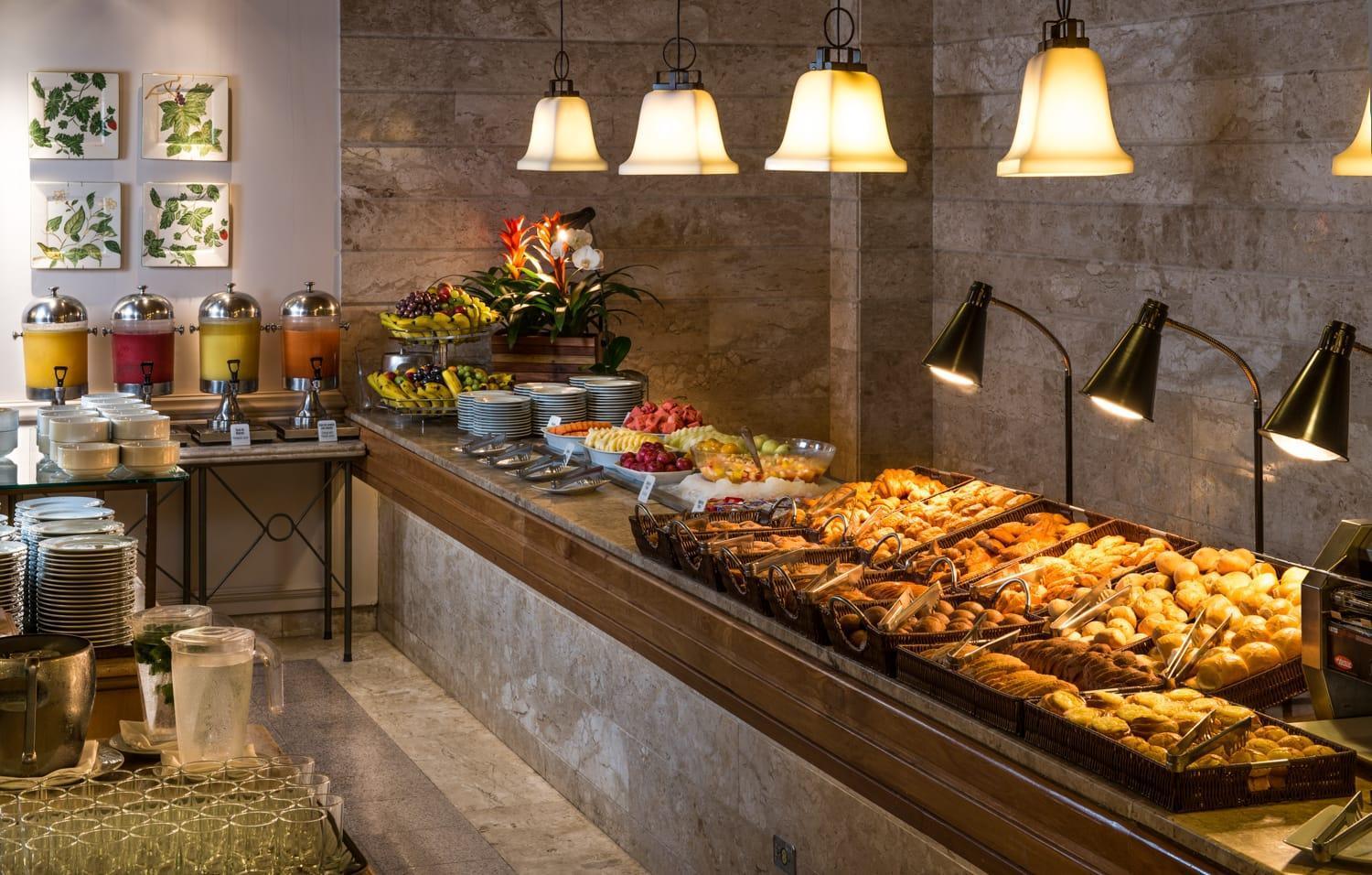 Bourbon Thermas Eco Resort Cataratas Do Iguacu Foz do Iguacu Exterior photo A buffet at a hotel