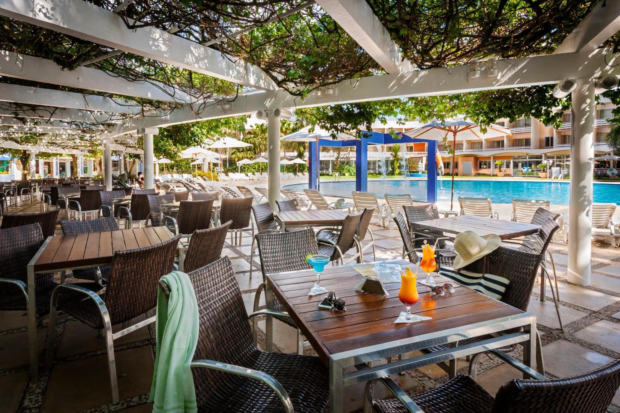 Bourbon Thermas Eco Resort Cataratas Do Iguacu Foz do Iguacu Exterior photo The poolside restaurant