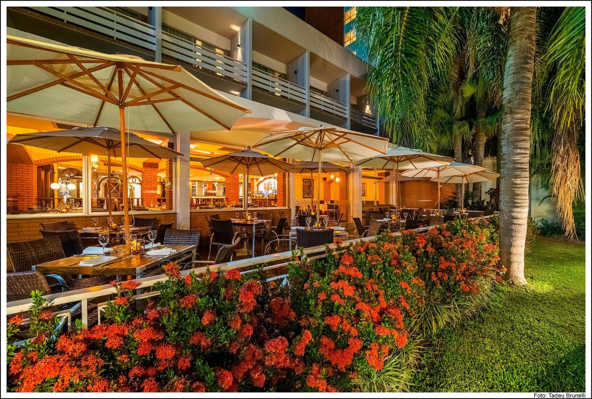 Bourbon Thermas Eco Resort Cataratas Do Iguacu Foz do Iguacu Exterior photo The restaurant at the hotel